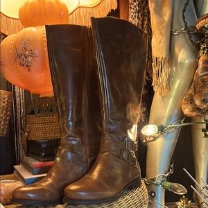 Matisse Tan Leather Interior